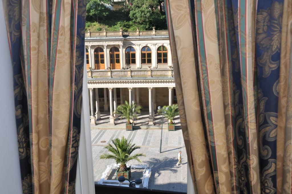 Hotel Petr Karlovy Vary Room photo